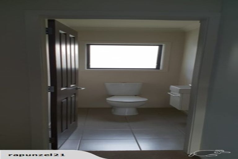 Photo of property in 4 Moston Grove, Churton Park, Wellington, 6037