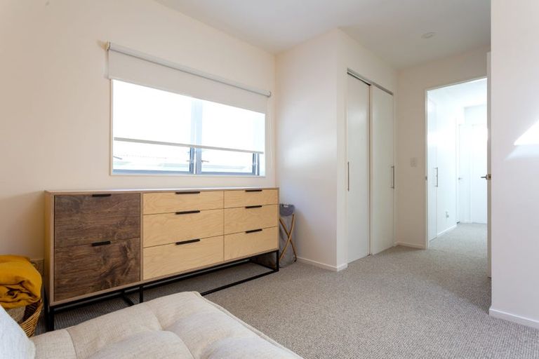 Photo of property in 394 The Esplanade, Island Bay, Wellington, 6023