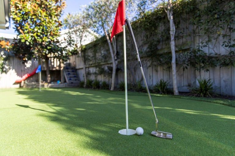 Photo of property in 95 Sandhurst Drive, Papamoa Beach, Papamoa, 3118