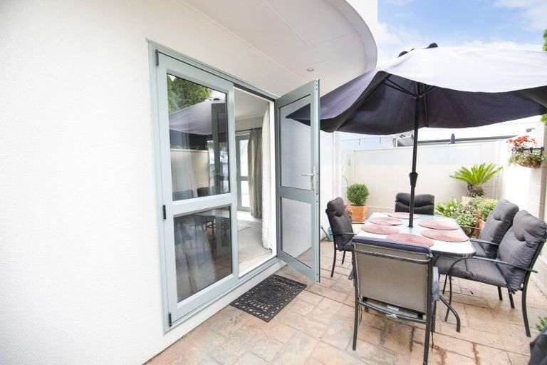 Photo of property in 16b Harpham Street, Taradale, Napier, 4112