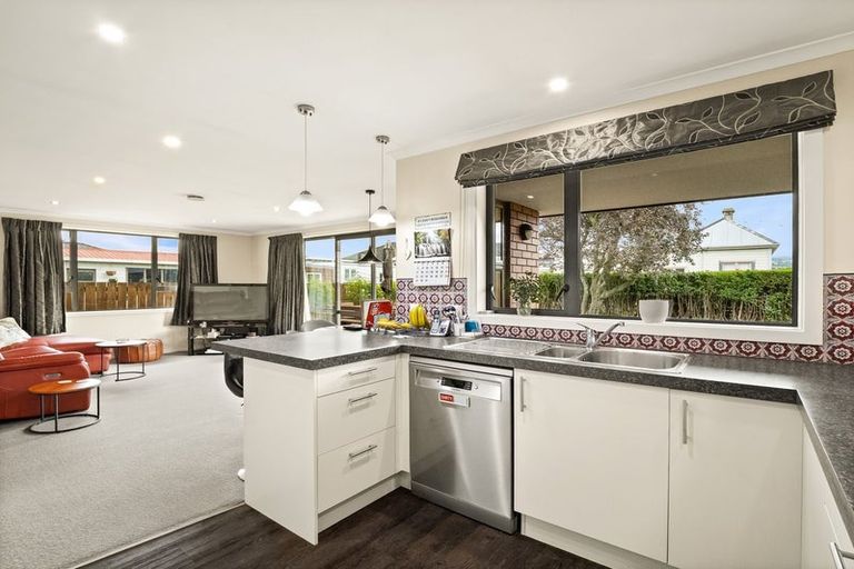 Photo of property in 4 Douglas Street, Saint Kilda, Dunedin, 9012