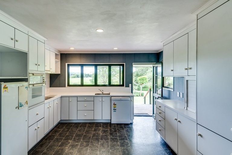 Photo of property in 400 Racecourse Road, Waipukurau, 4282