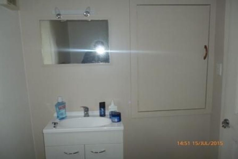 Photo of property in 2/44 Ribble Street, Island Bay, Wellington, 6023