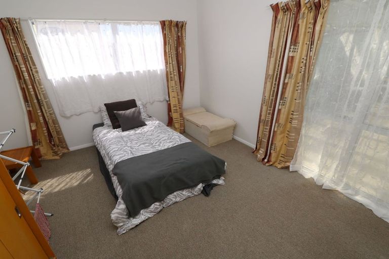 Photo of property in 67 Hartley Street, Foxton Beach, Foxton, 4815