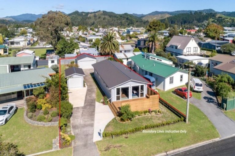Photo of property in 117 Hetherington Road, Whangamata, 3620