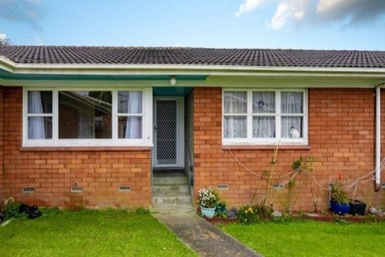 Photo of property in 4/62 Great South Road, Papakura, 2110