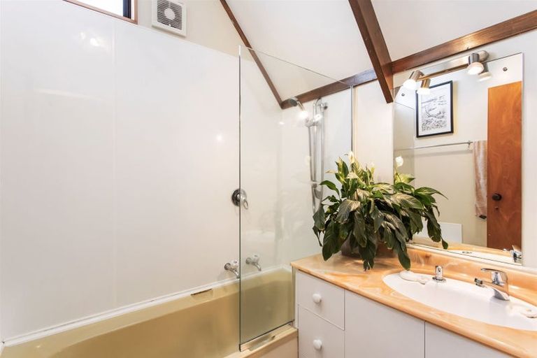 Photo of property in 11 Payling Lane, Mairehau, Christchurch, 8052