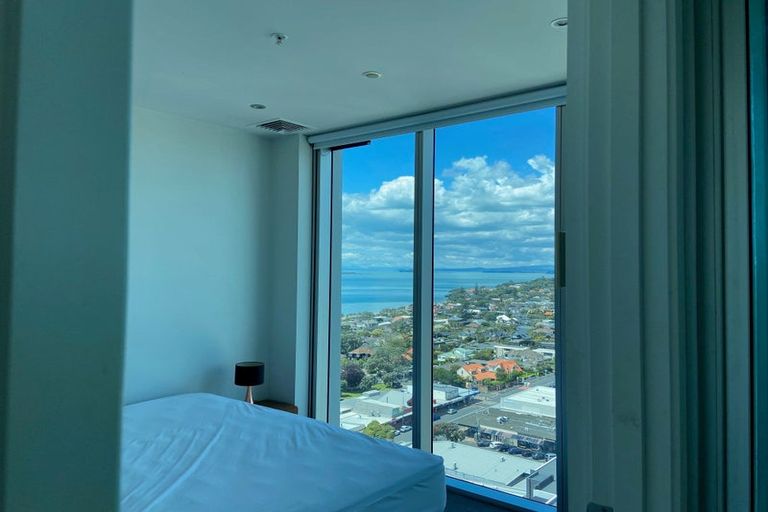 Photo of property in Sentinel Apartments, 1603/3 Northcroft Street, Takapuna, Auckland, 0622