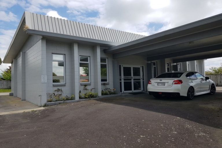 Photo of property in 373 Broadway, Stratford, 4332