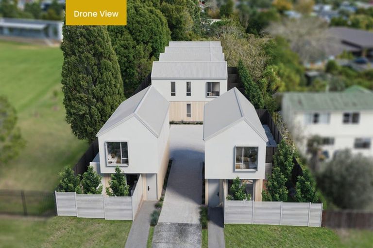 Photo of property in 52 Tramway Road, Beach Haven, Auckland, 0626