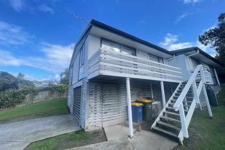 Photo of property in 7 Kearney Place, Massey, Auckland, 0614