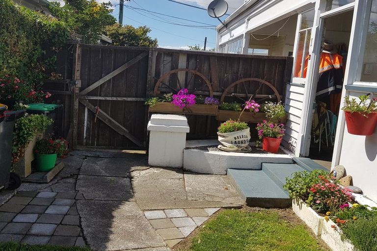 Photo of property in 2/21 Redruth Avenue, Spreydon, Christchurch, 8024