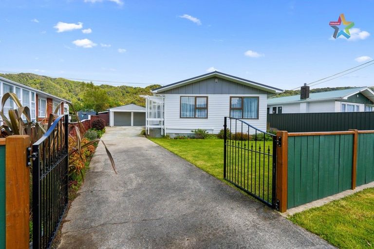 Photo of property in 73 Karamu Crescent, Wainuiomata, Lower Hutt, 5014