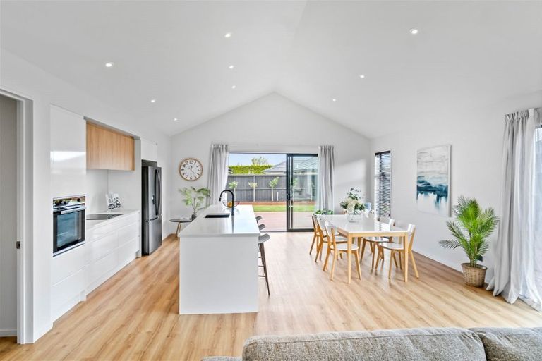 Photo of property in 9 Caracara Place, Rolleston, 7615