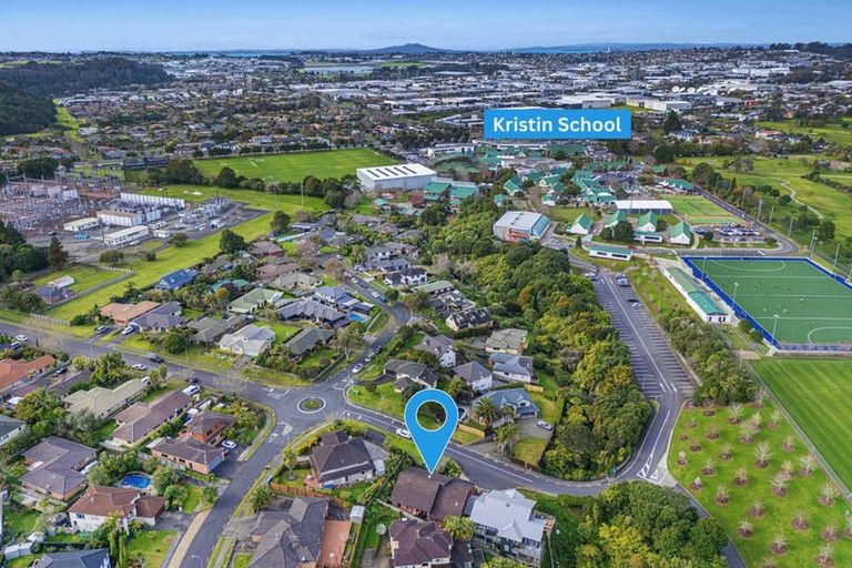 Photo of property in 58 Bass Road, Albany, Auckland, 0632