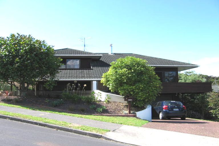 Photo of property in 4 Highwood Grove, Torbay, Auckland, 0630