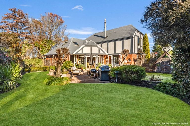 Photo of property in 1/24a Larch Place, Casebrook, Christchurch, 8051