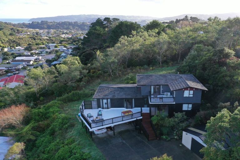 Photo of property in 14 Staysail Place, Whitby, Porirua, 5024