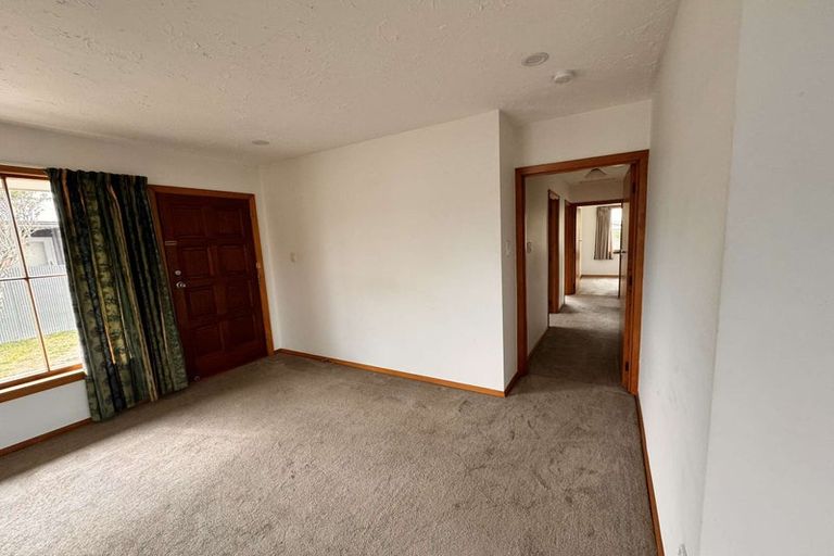 Photo of property in 461 Mairehau Road, Parklands, Christchurch, 8083