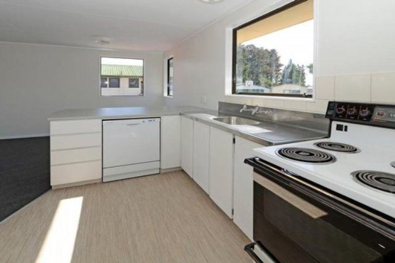 Photo of property in 17a Purcell Place, Melville, Hamilton, 3206