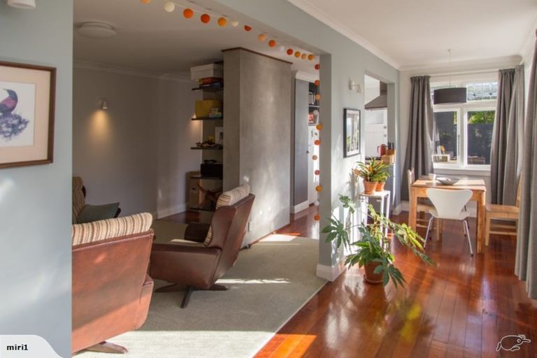 Photo of property in 114 Ohiro Road, Brooklyn, Wellington, 6021