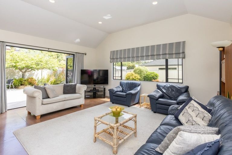 Photo of property in 29 Pukekura Place, Taradale, Napier, 4112