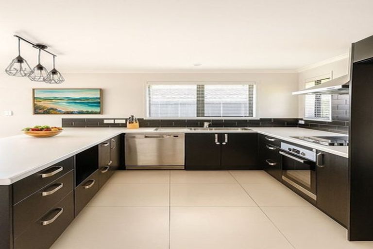 Photo of property in 10 Robley Road, Pyes Pa, Tauranga, 3112