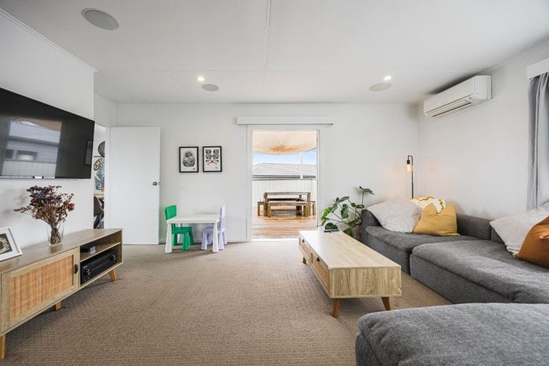 Photo of property in 36a Silverstone Place, Henderson, Auckland, 0612
