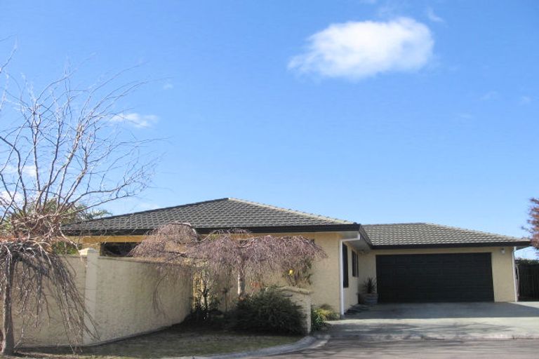 Photo of property in 9 Pukekura Place, Taradale, Napier, 4112