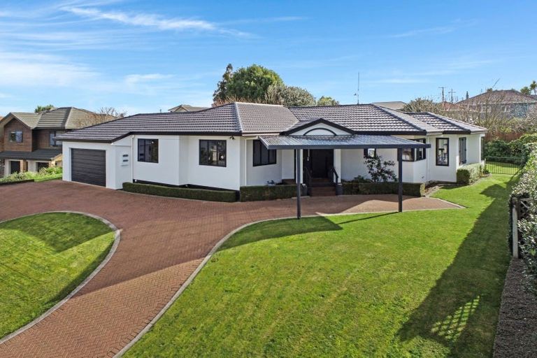 Photo of property in 15 Loveridge Place, Morrinsville, 3300