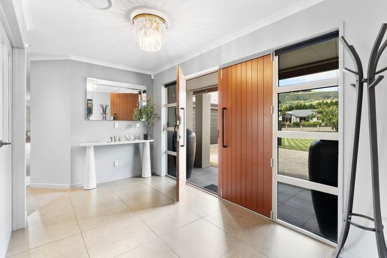 Photo of property in 5 Orchard Grove, East Taieri, Mosgiel, 9024