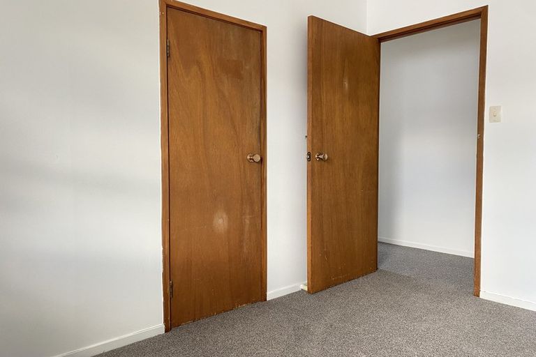 Photo of property in 1/4 Heathberry Close, Papatoetoe, Auckland, 2025