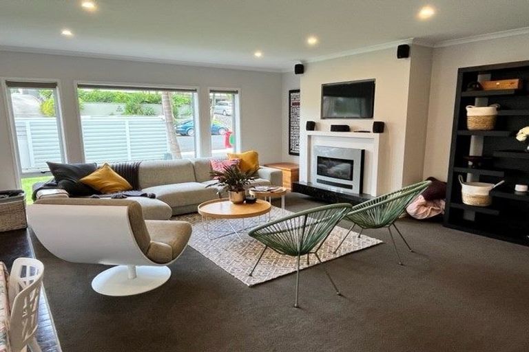 Photo of property in 1/7 Morrow Avenue, Bucklands Beach, Auckland, 2012