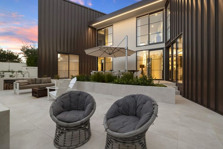 Photo of property in 366 Frankley Road, Ferndale, New Plymouth, 4310