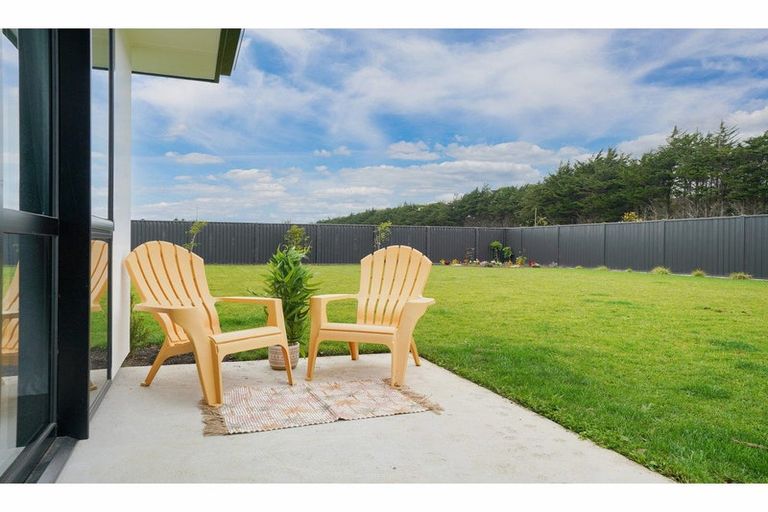 Photo of property in 66 Richfield Drive, Waikiwi, Invercargill, 9810