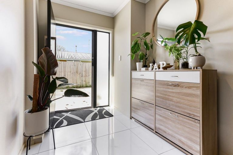 Photo of property in 188u3 Massey Street, Frankton, Hamilton, 3204