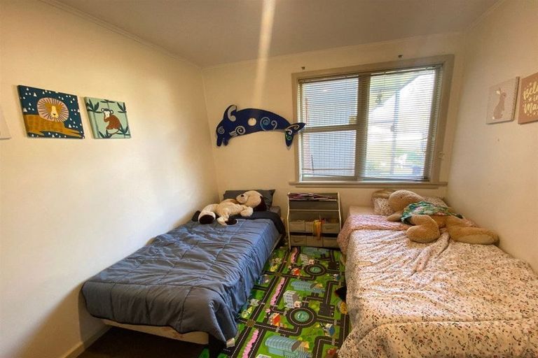 Photo of property in 32 Gregan Crescent, Burnside, Christchurch, 8053