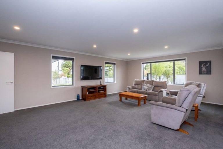 Photo of property in 8 Cordelia Street, Stratford, 4332