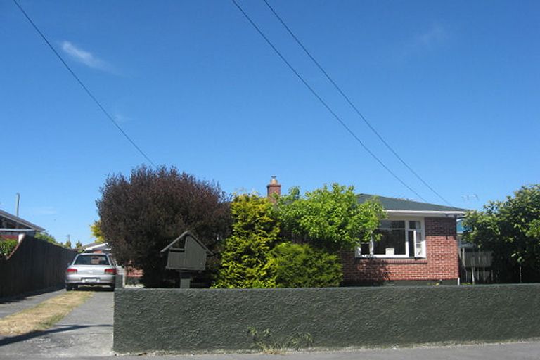 Photo of property in 57 Vivian Street, Burwood, Christchurch, 8083