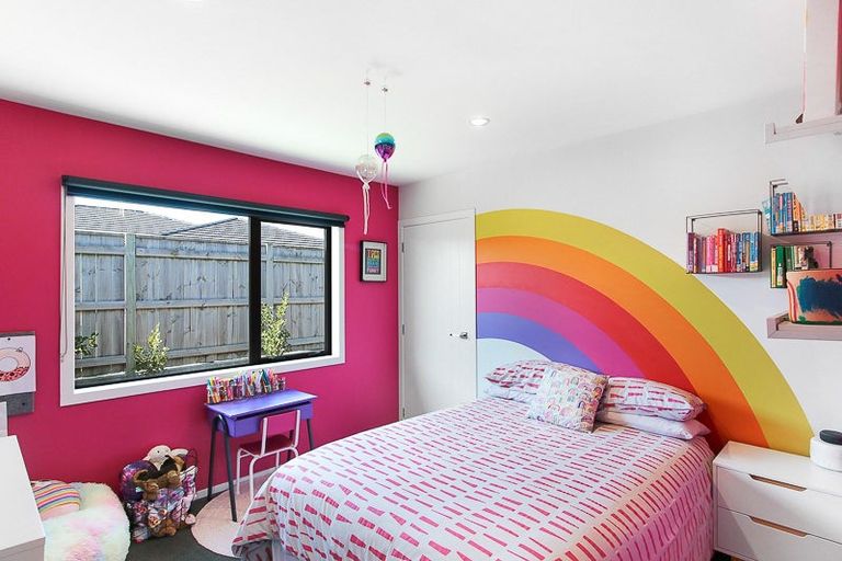 Photo of property in 17 Story Street, Foxton Beach, Foxton, 4815
