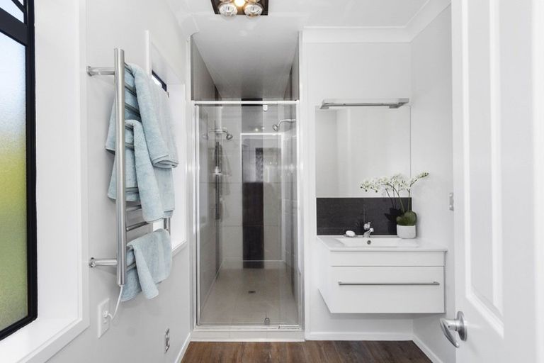 Photo of property in 14 Guildford Place, Bethlehem, Tauranga, 3110