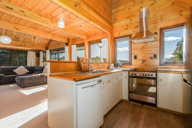 Photo of property in 90 Discovery Drive, Whitby, Porirua, 5024