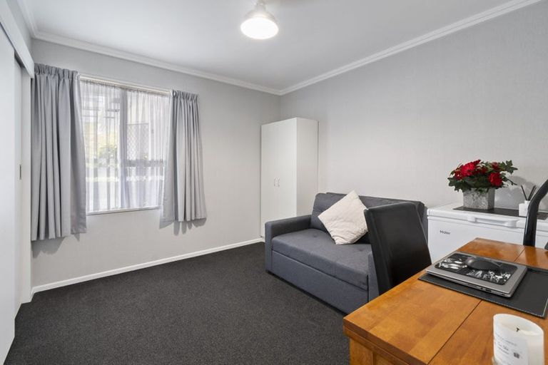 Photo of property in 30 Ongo Road, Hunterville, 4730