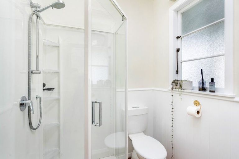 Photo of property in 6 Dolbel Street, Taradale, Napier, 4112