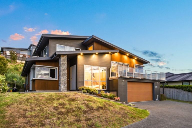 Photo of property in 22 Ships Cove, Whitby, Porirua, 5024