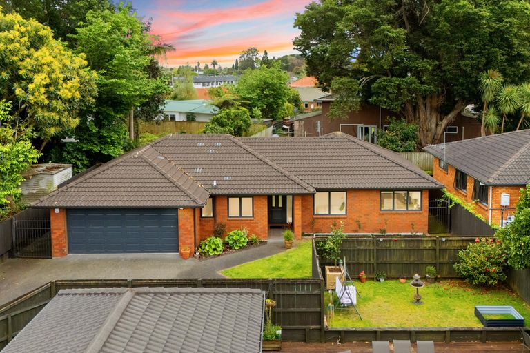Photo of property in 17a Callis Avenue, Opaheke, Papakura, 2113