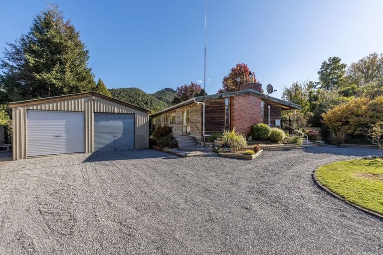 Photo of property in 301 Matariki Street, Tokaanu, Turangi, 3381