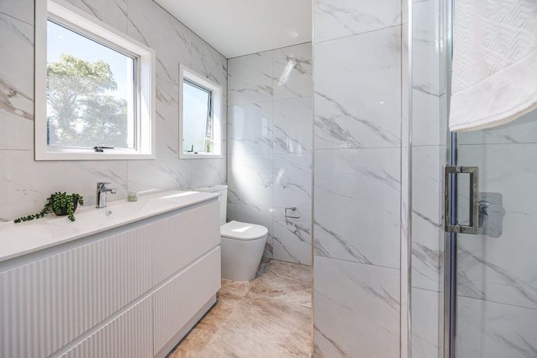 Photo of property in 3 Halcyon Place, Papatoetoe, Auckland, 2025