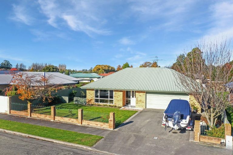 Photo of property in 15 Hight Place, Tinwald, Ashburton, 7700