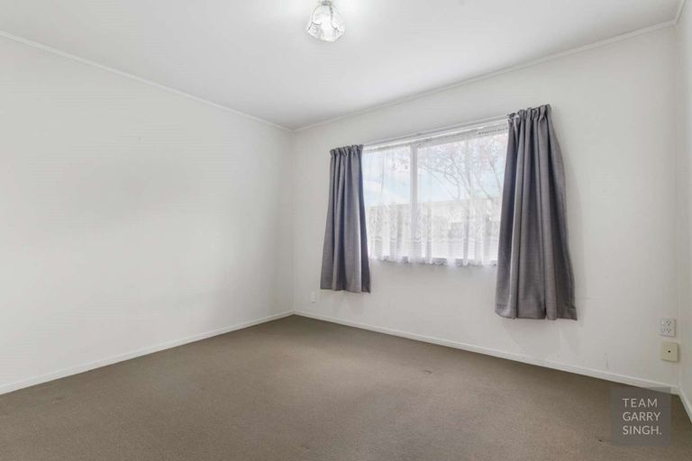 Photo of property in 1/5 Woodside Road, Manurewa, Auckland, 2102